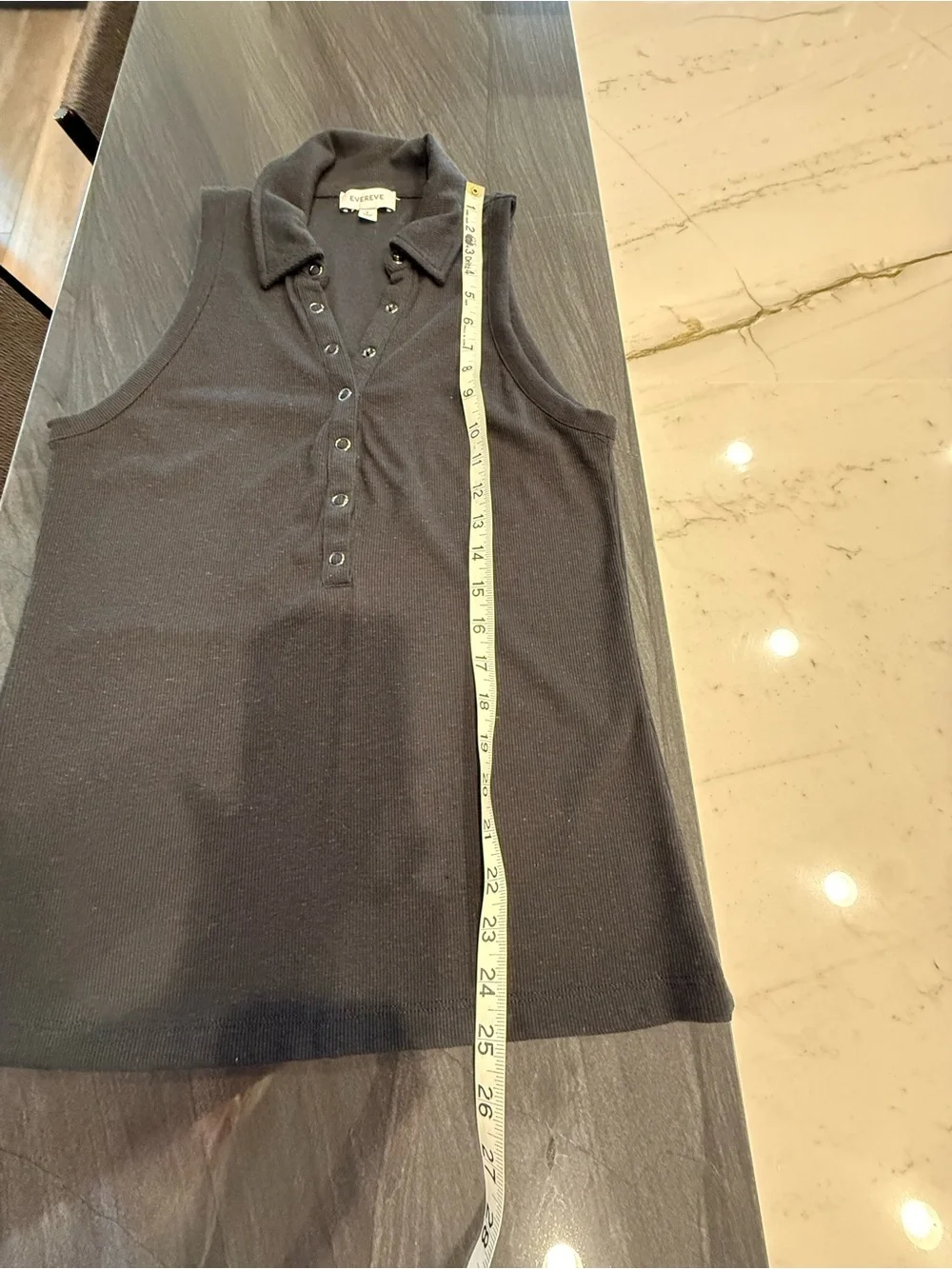 Evereve Black Collared Button-Front Sleeveless Tank - Picture 5 of 7